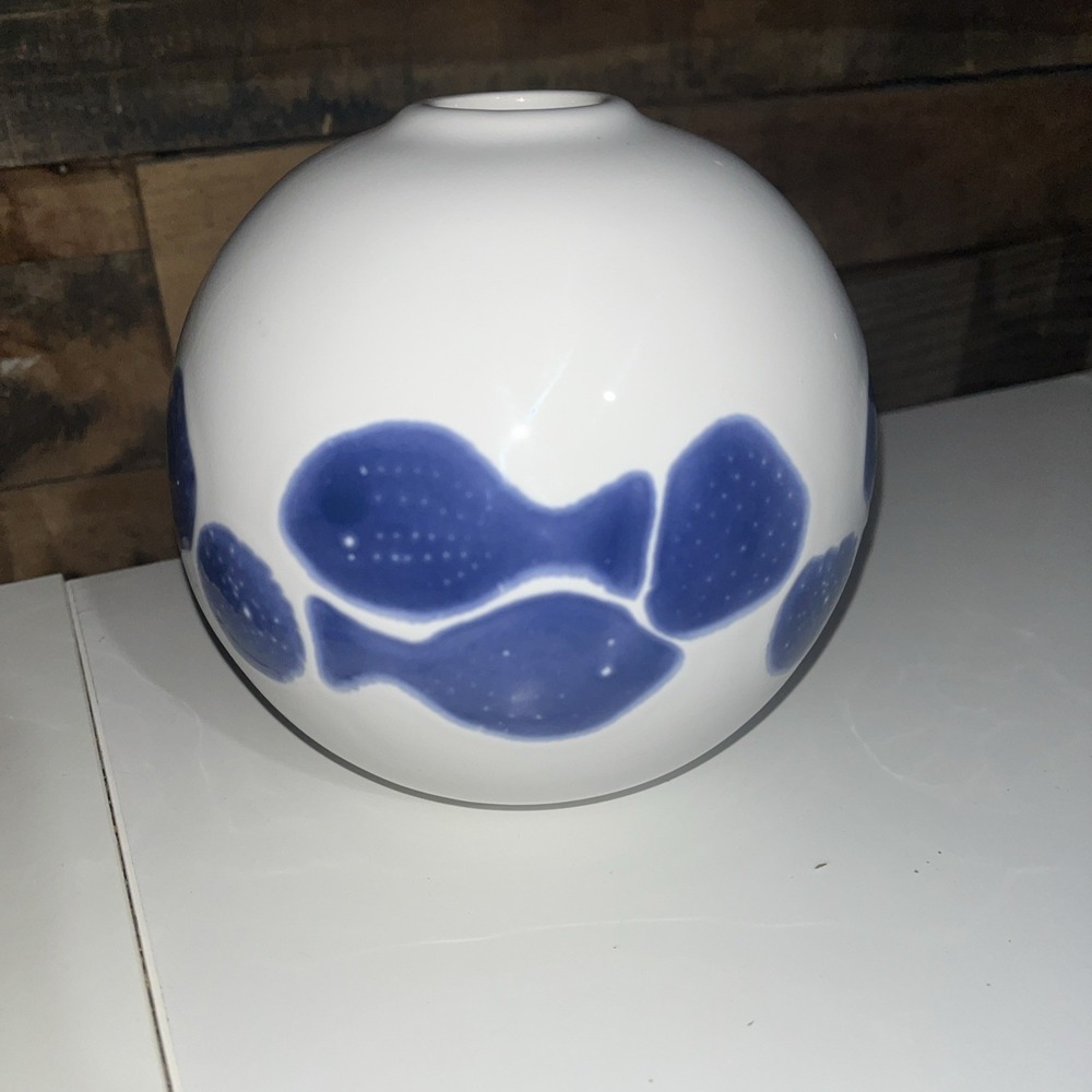 Viva By Vietri Santorini Fish Vase Decorative Accents Playful Modern Round Ball - Picture 6 of 9